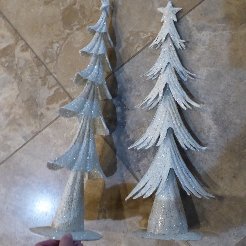 MICHAELS METAL, GLITTER  H 20" X W 8" 2 CHRISTMAS FIGURINES, WHITE
